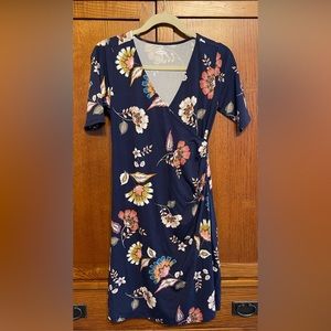 Women’s maternity dress, xs